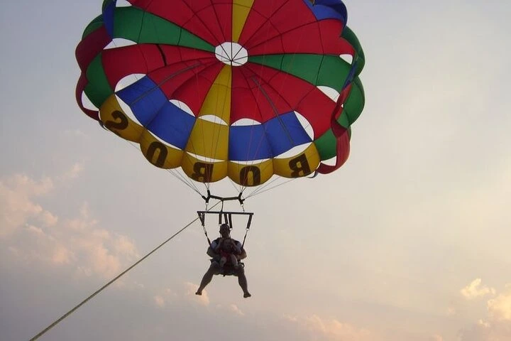 Parachute ascensionnel